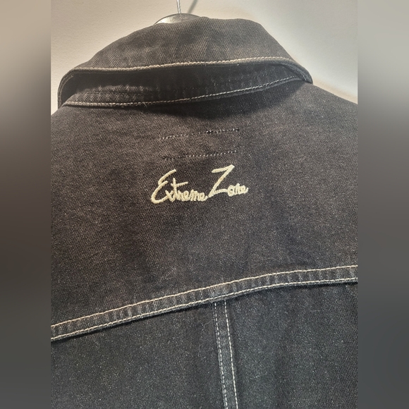 ❌️SOLD❌️ 👕🌶 Vintage Y2K Extreme Zone Denim Jacket - Picture 3 of 6